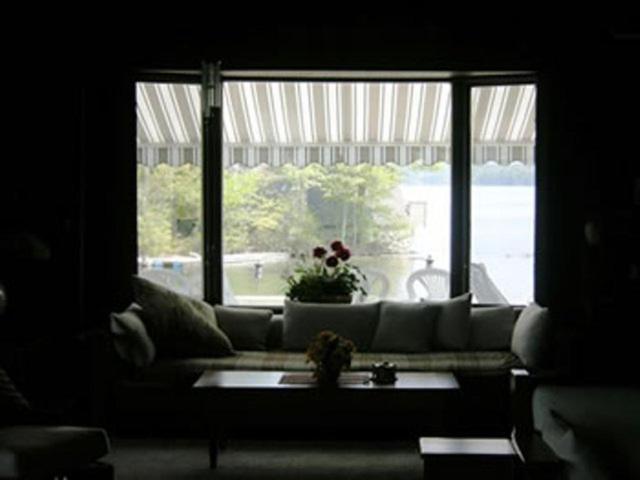 Oliver Lodge Мередит Екстериор снимка